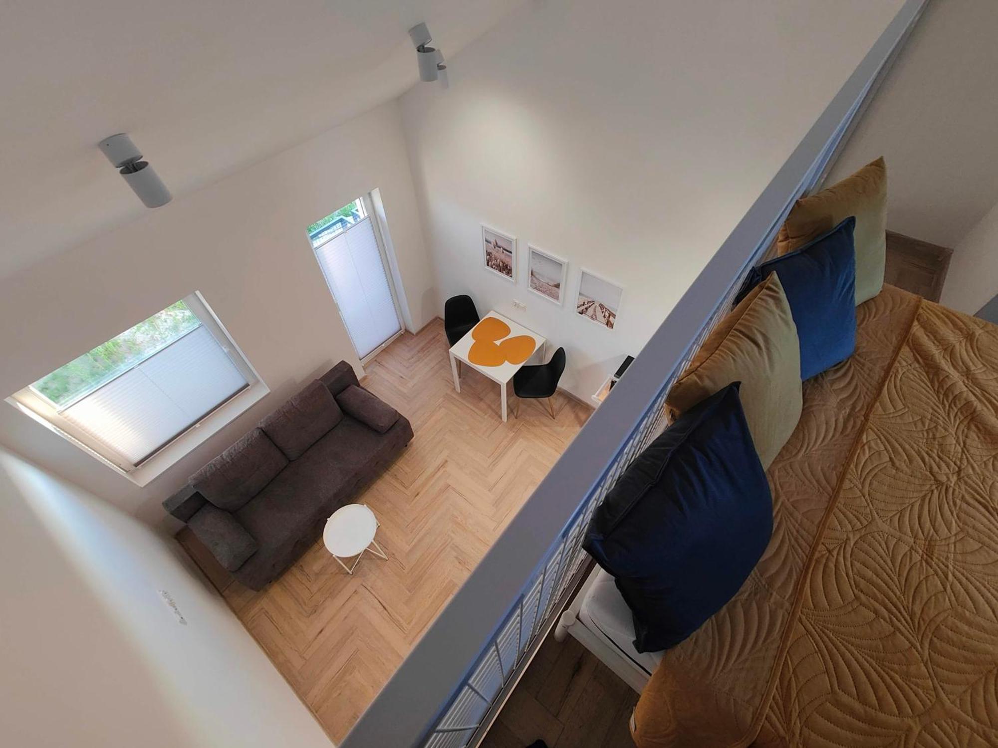 Turkusowa Kamienica Apartment Pierwoszyno ภายนอก รูปภาพ
