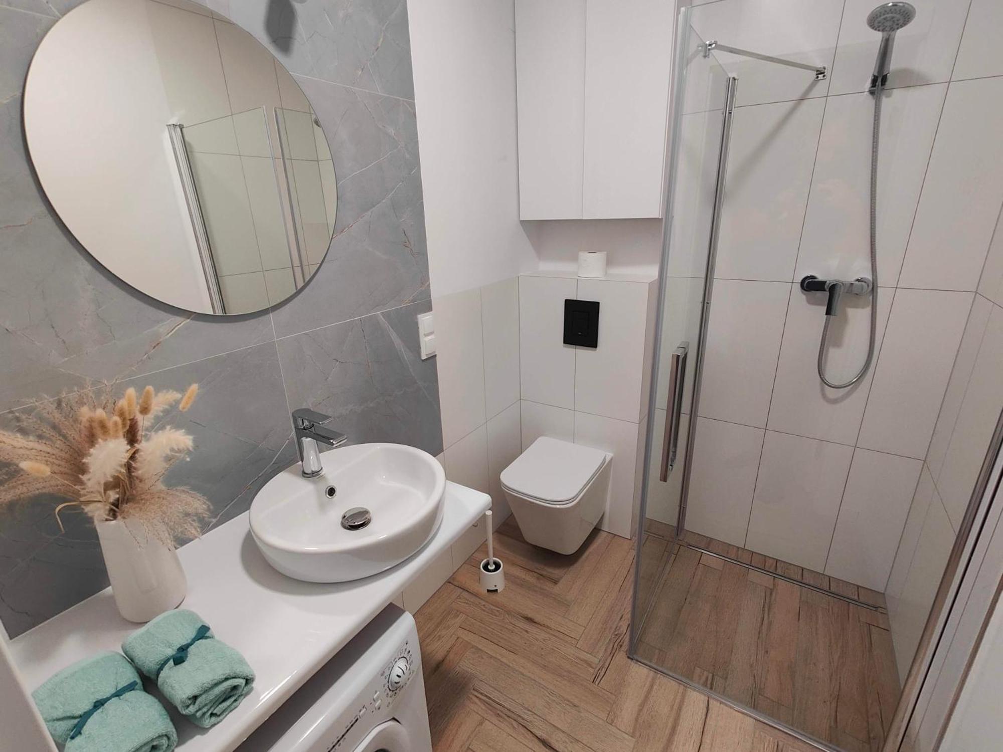 Turkusowa Kamienica Apartment Pierwoszyno ภายนอก รูปภาพ