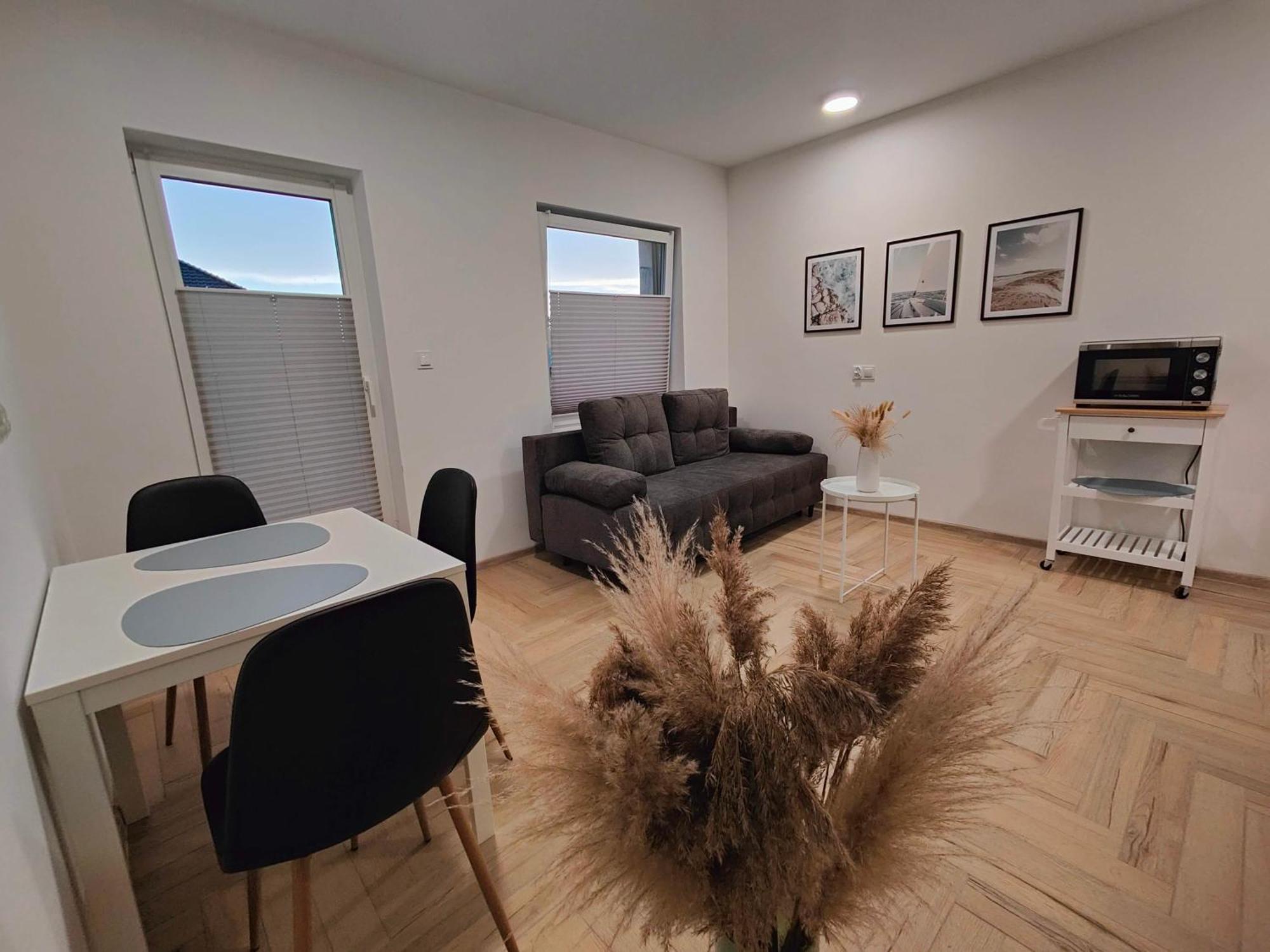 Turkusowa Kamienica Apartment Pierwoszyno ภายนอก รูปภาพ